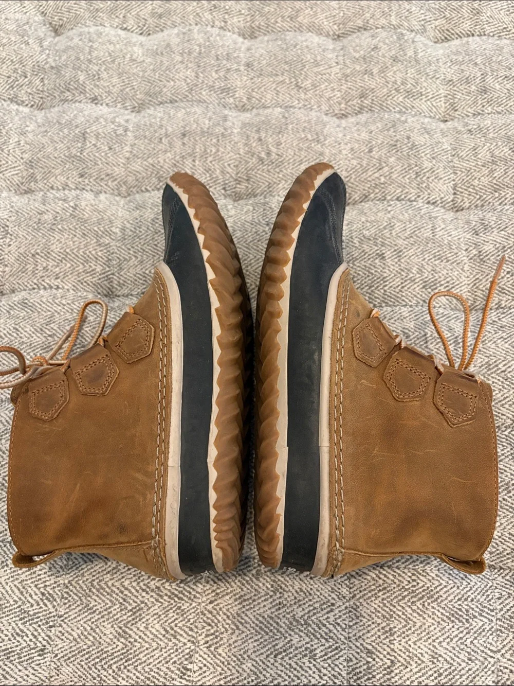 Sorel Out and About waterproof boots size 9